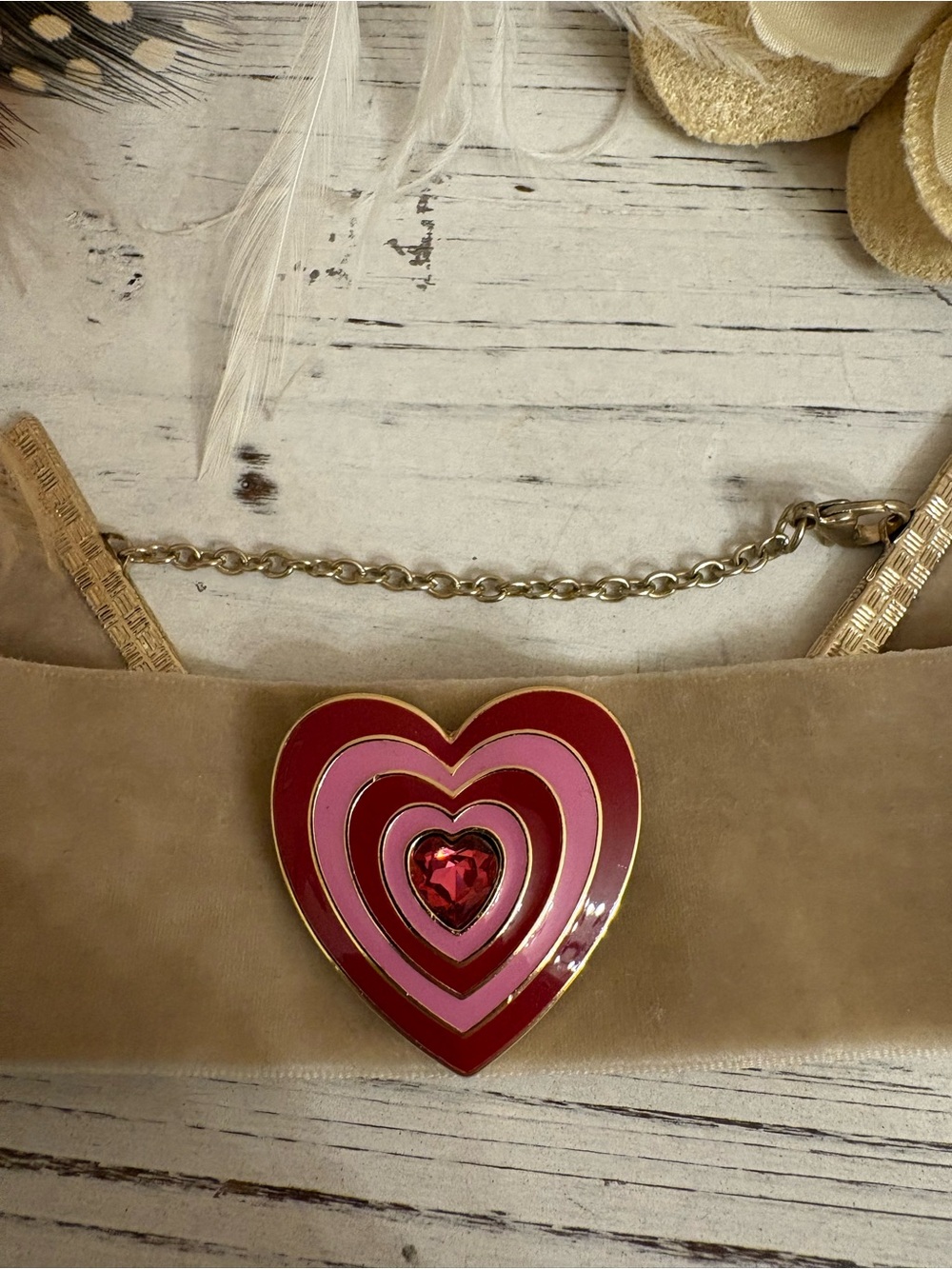 Heart Pendant Choker Necklace - Red & Pink
